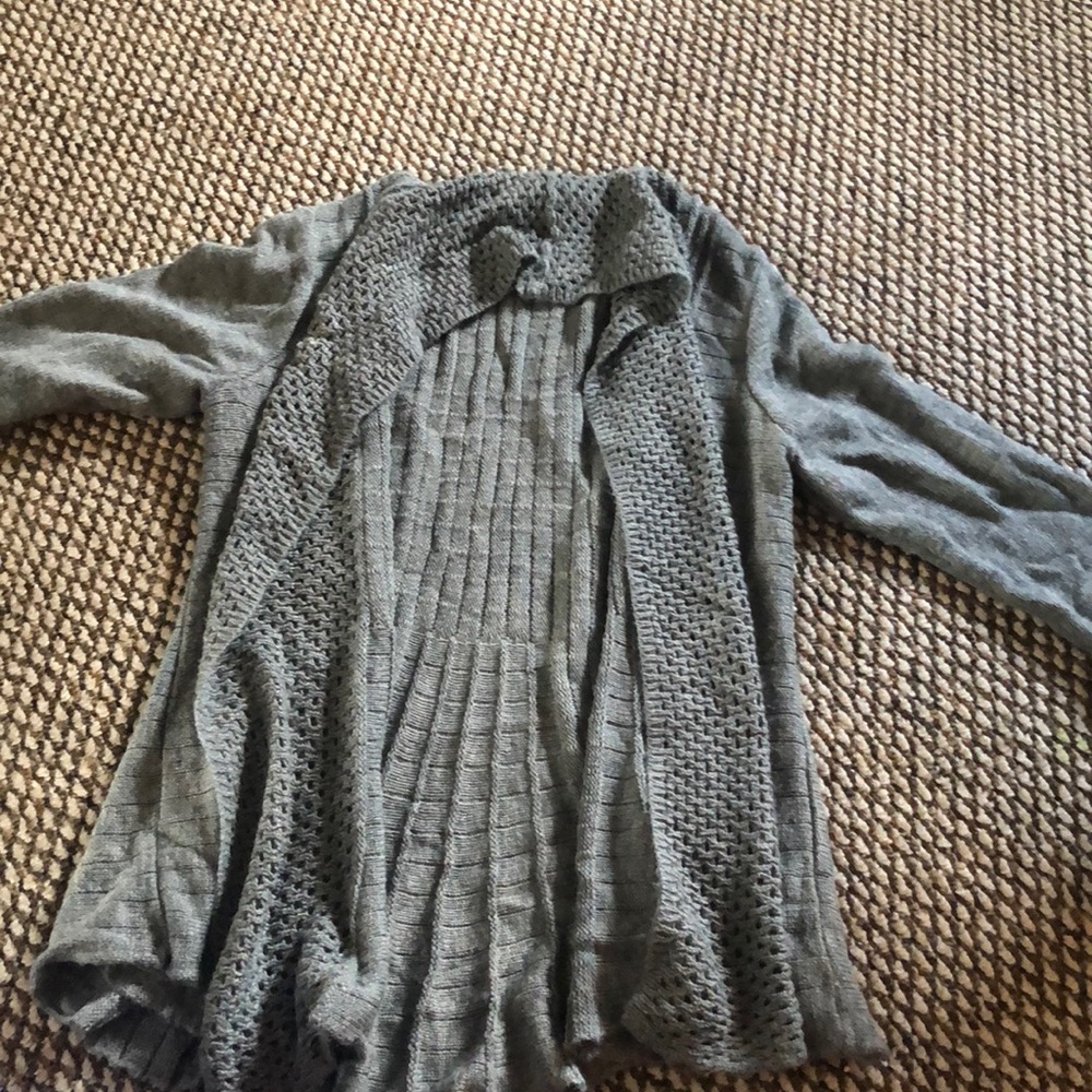 Kim Rogers gray sweater/cover up